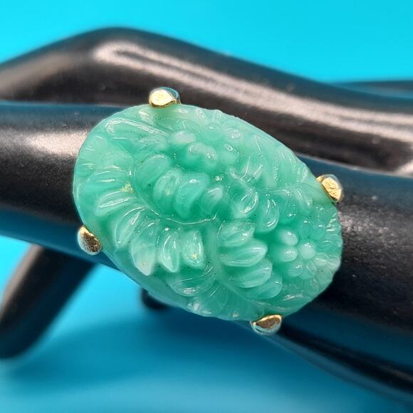 Vintage Faux Jade Flower Carved Ring Adjustable, US Size 8, Gold Tone - Picture 4 of 14